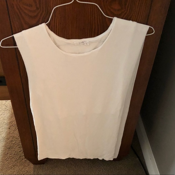 Bailey 44 Asymmetric side slit top in white - Picture 3 of 4